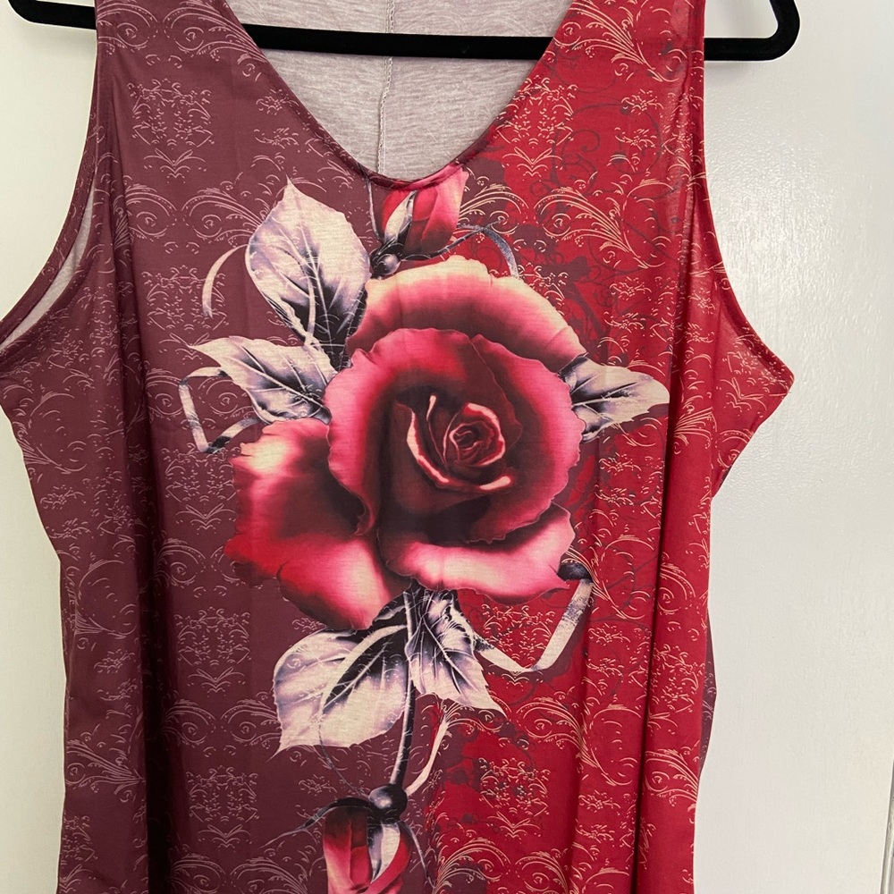 NEW sleeveless tank top no tags